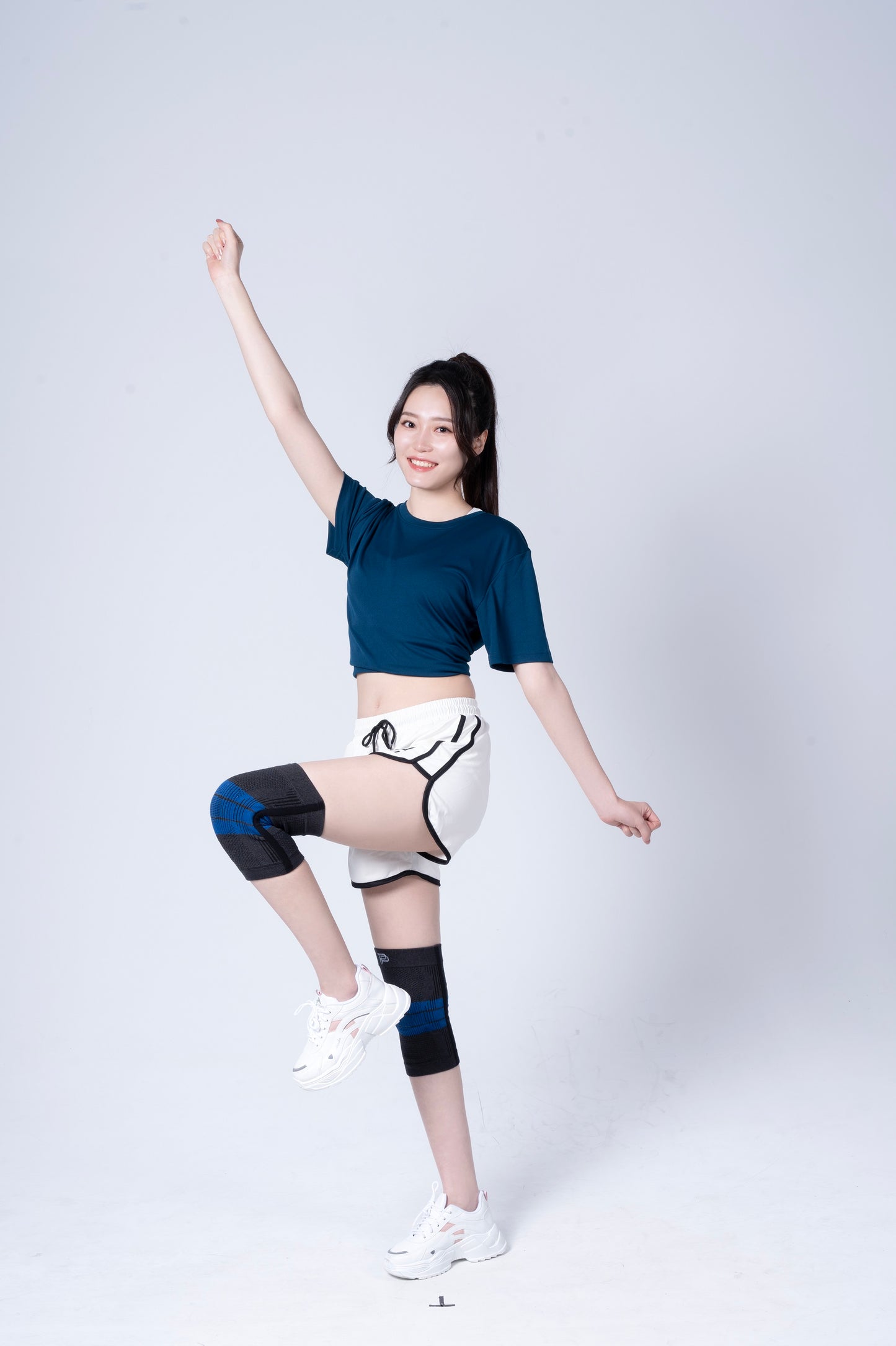 GrapheneThermo Knee Braces